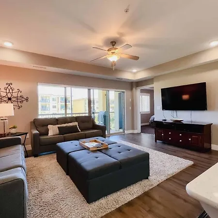 Stella'S At Estancia W203 Condo
